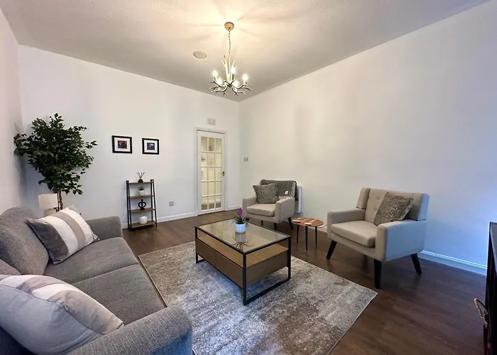 Large City Centre Apartment