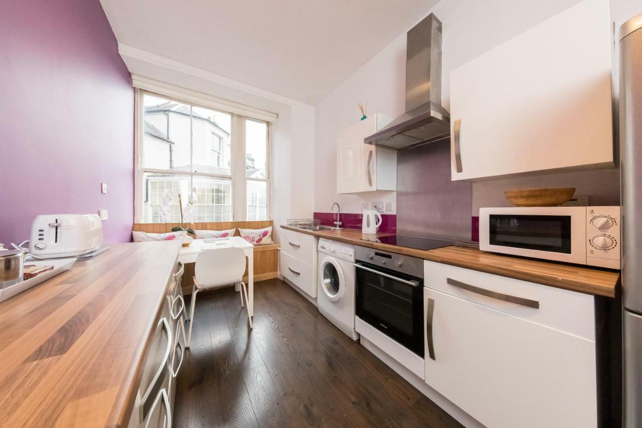 Large Centre Apartment *
